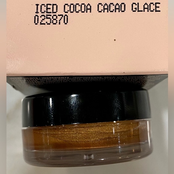 MK20. NIB MARY KAY CREAM EYE COLOR ICED COCOA discontinued beautiful color. - Picture 3 of 7